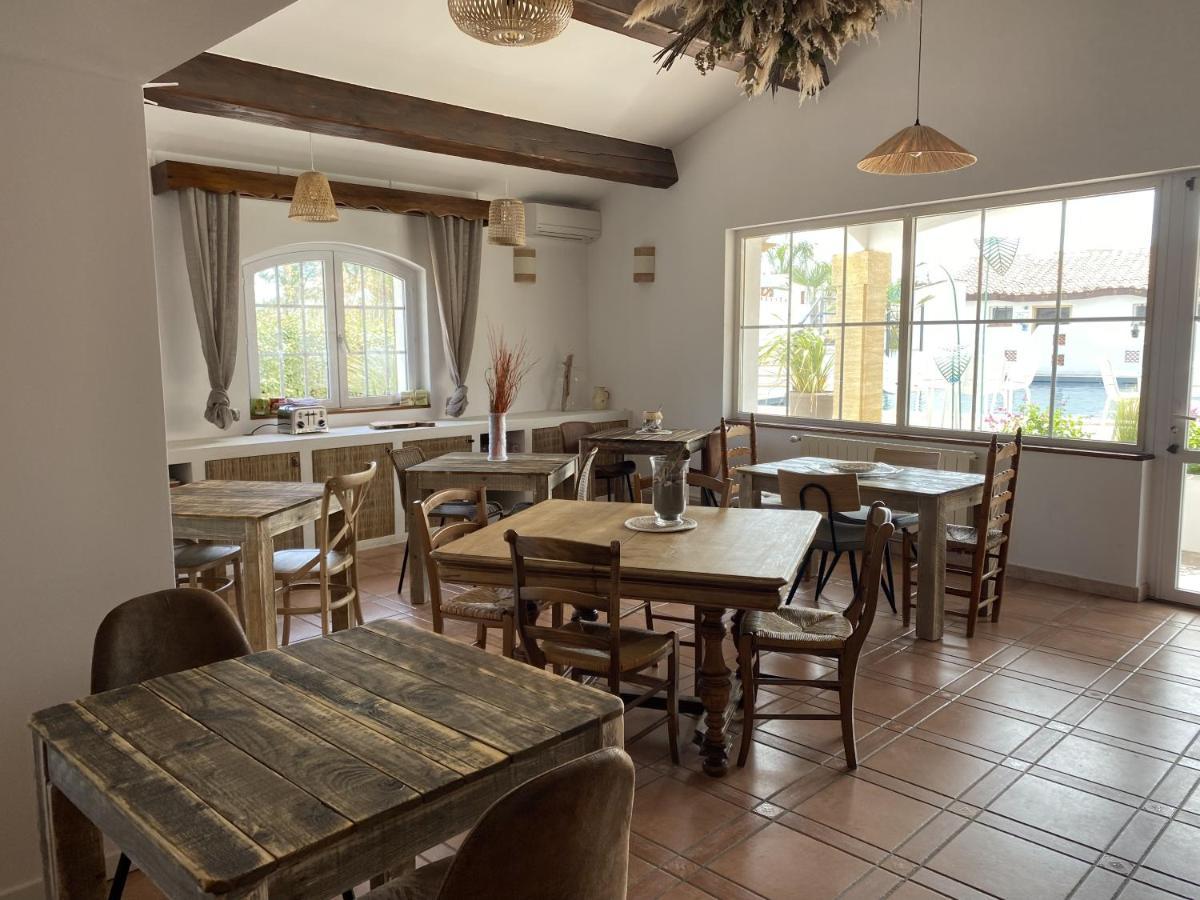 Hotel Du Pont Blanc Saintes-Maries-de-la-Mer Zewnętrze zdjęcie