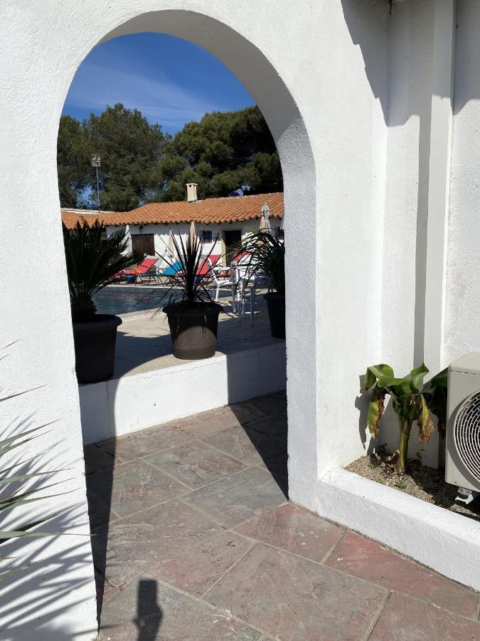 Hotel Du Pont Blanc Saintes-Maries-de-la-Mer Zewnętrze zdjęcie